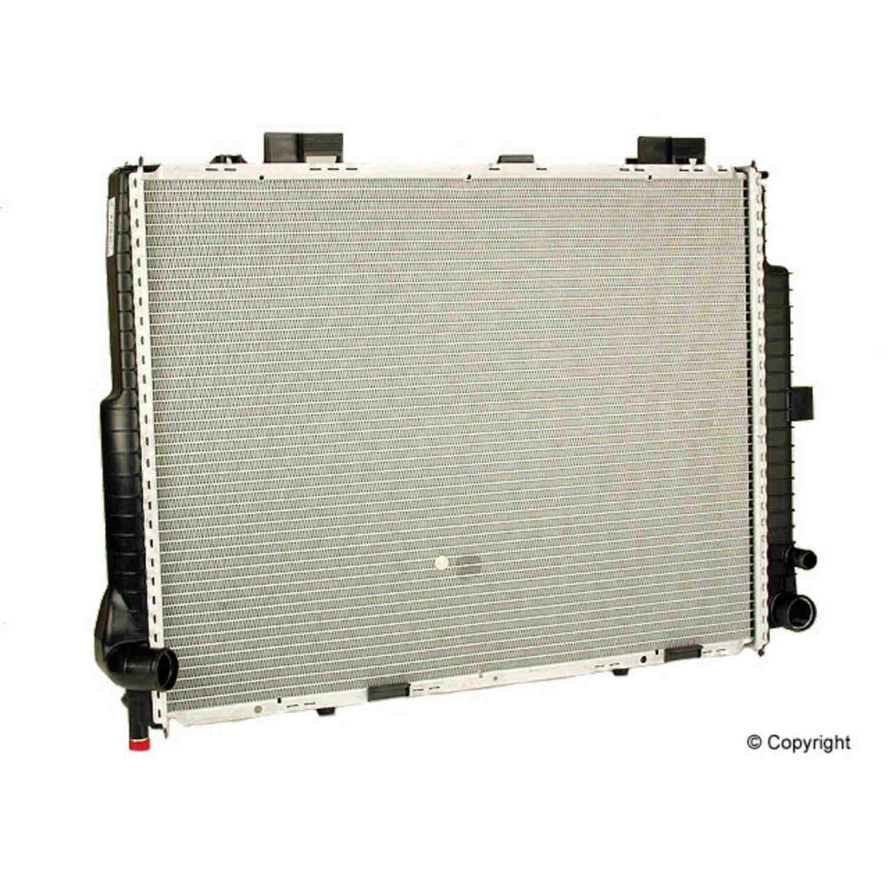 Mercedes Radiator 2105004703 - Behr Premium 376712401